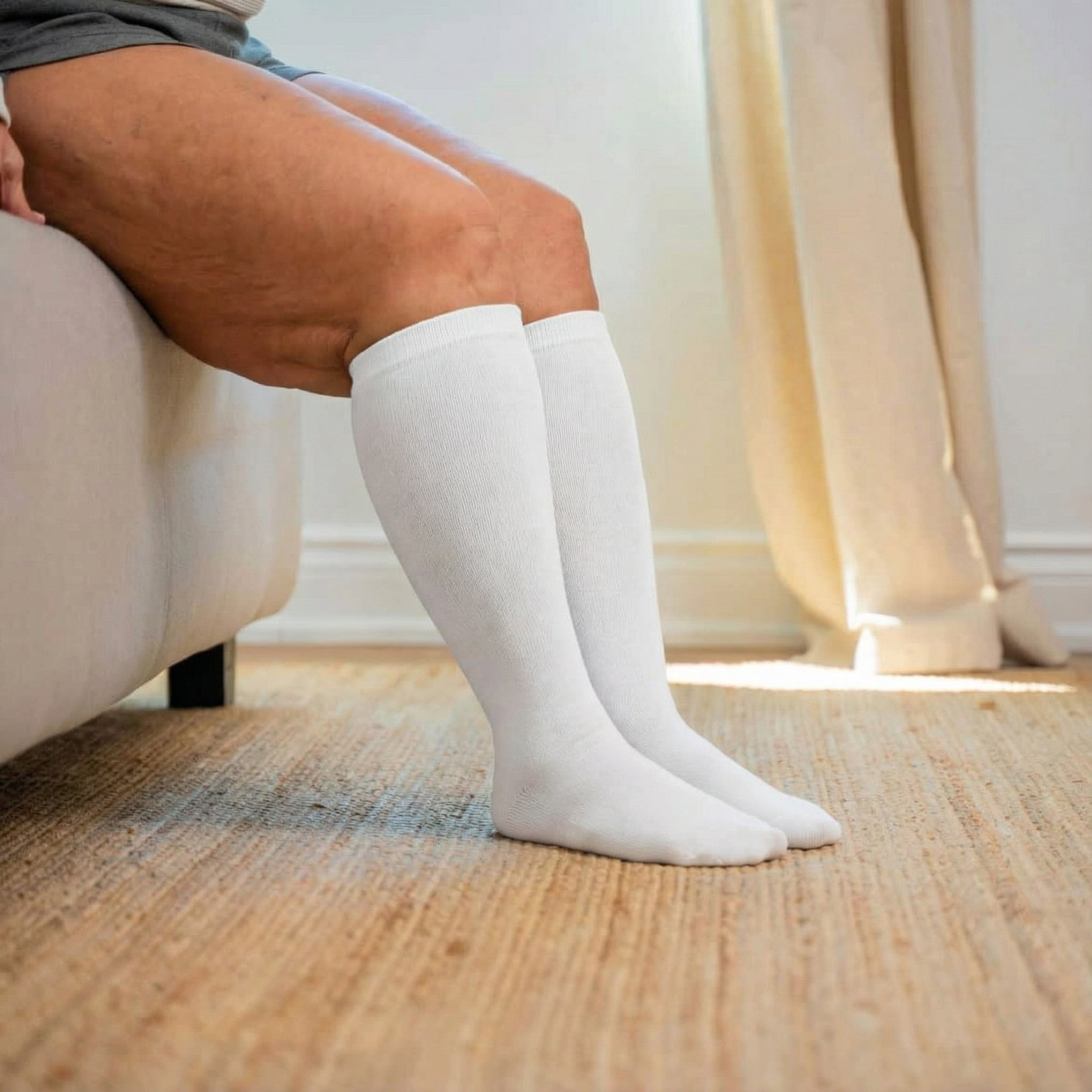 Wide Compression Socks For Pain Relief